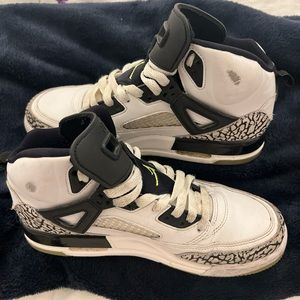 Jordan Spizike White Volt Black